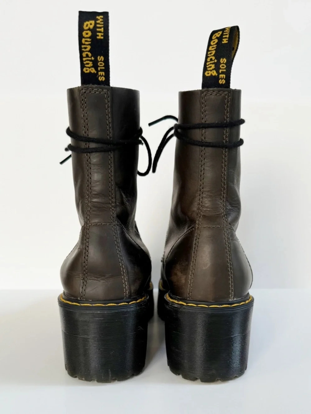 Dr. Martens Leona Leather Heeled Boots | 7 - Picture 5 of 13